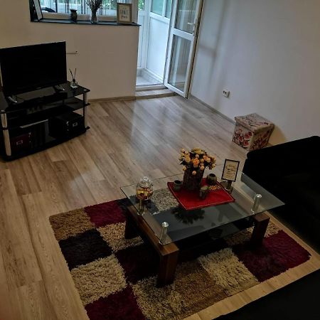 Deea Apartament Appartement Craiova Buitenkant foto